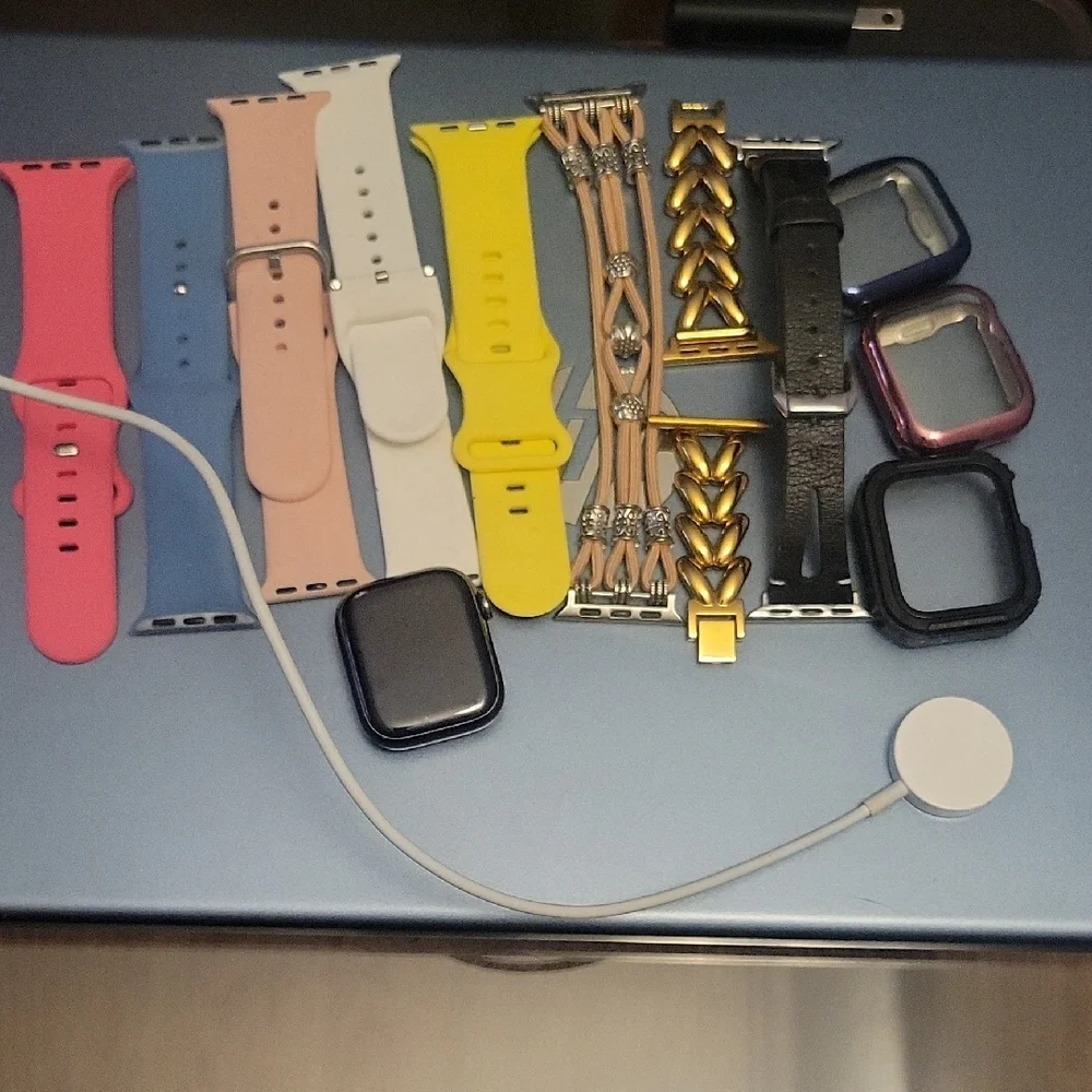 Apple Smartwatch Cases with Colorful Bands